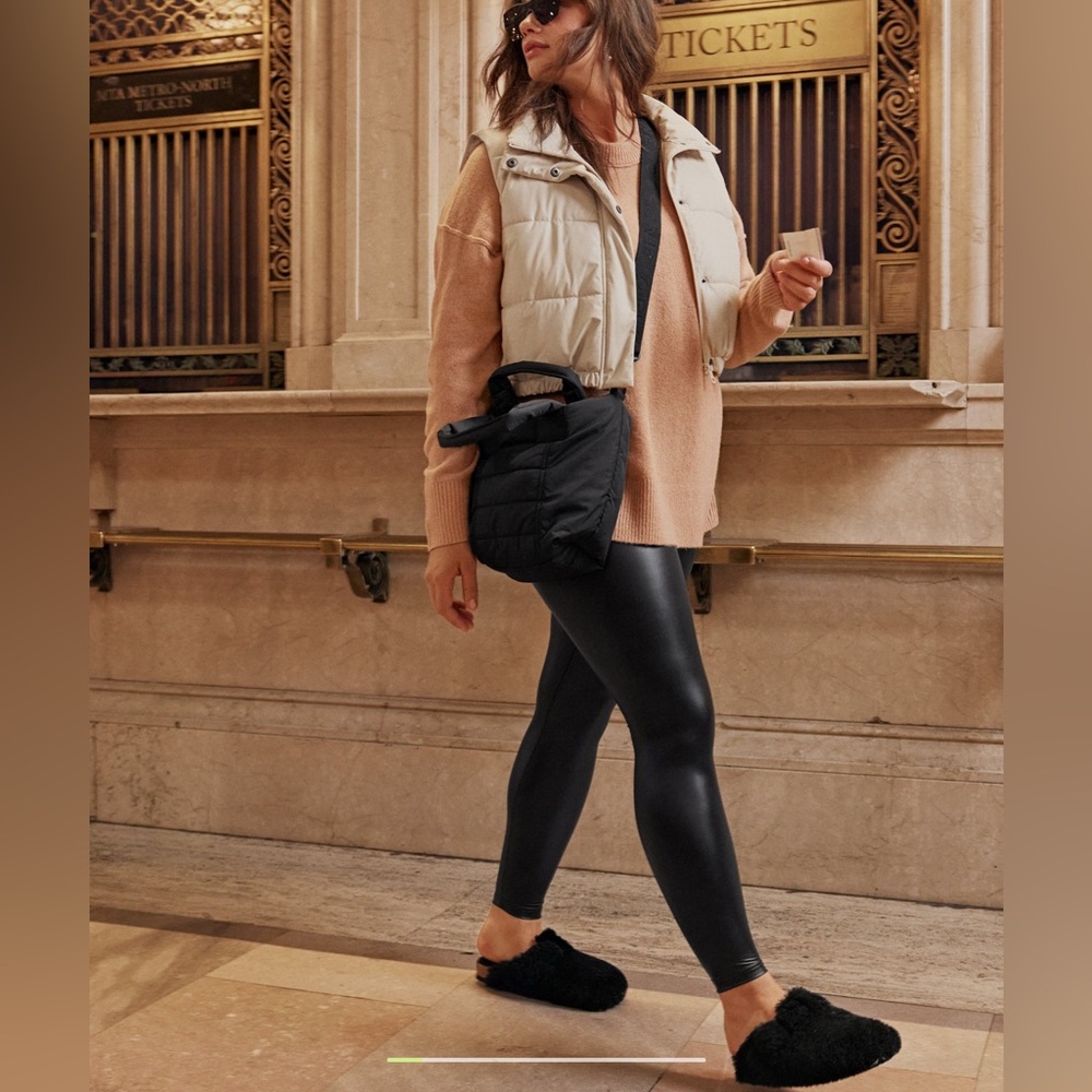OFFLINE BY AERIE Faux Leather High Waist Stretch Legging NWT Size Large